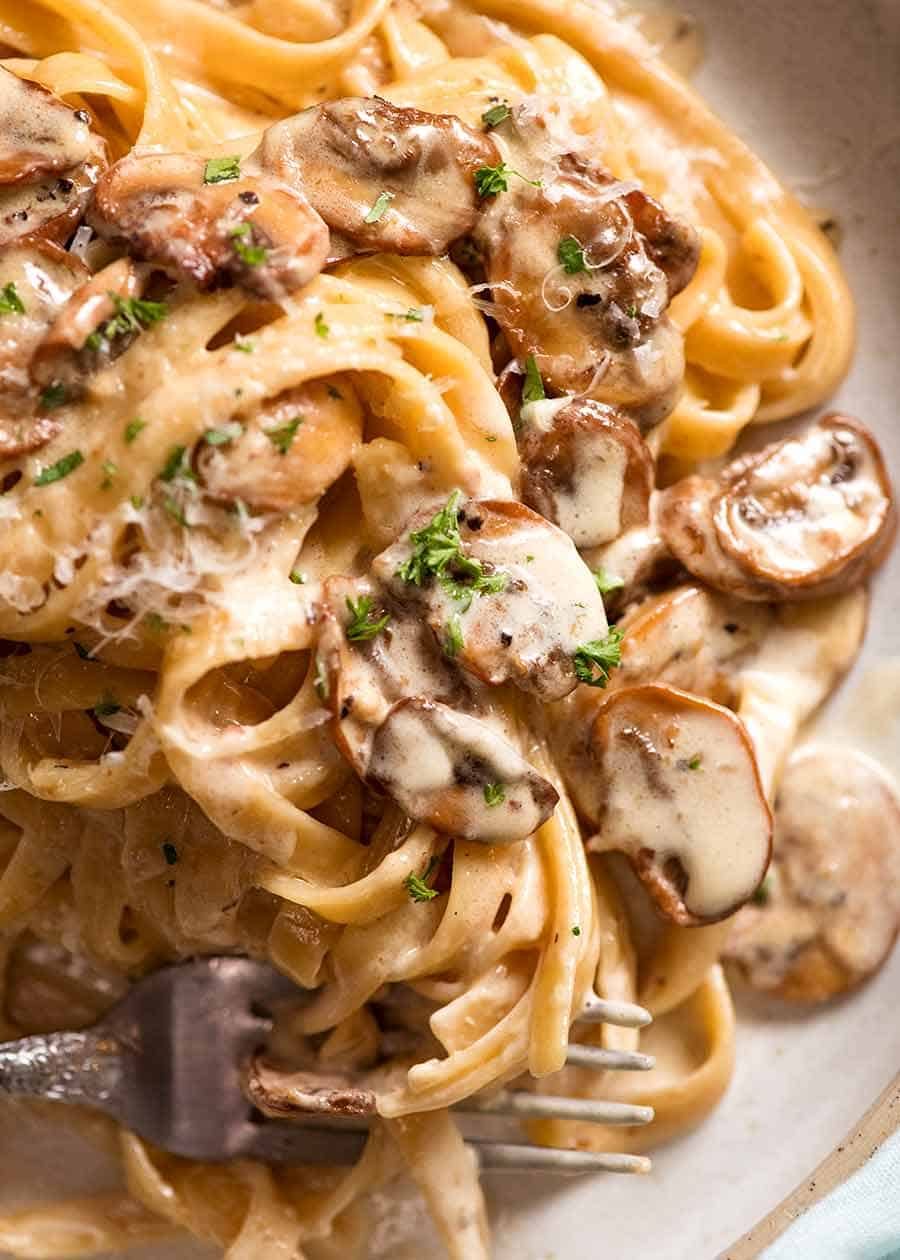 Creamy mushroom pasta with parsley and Parmesan