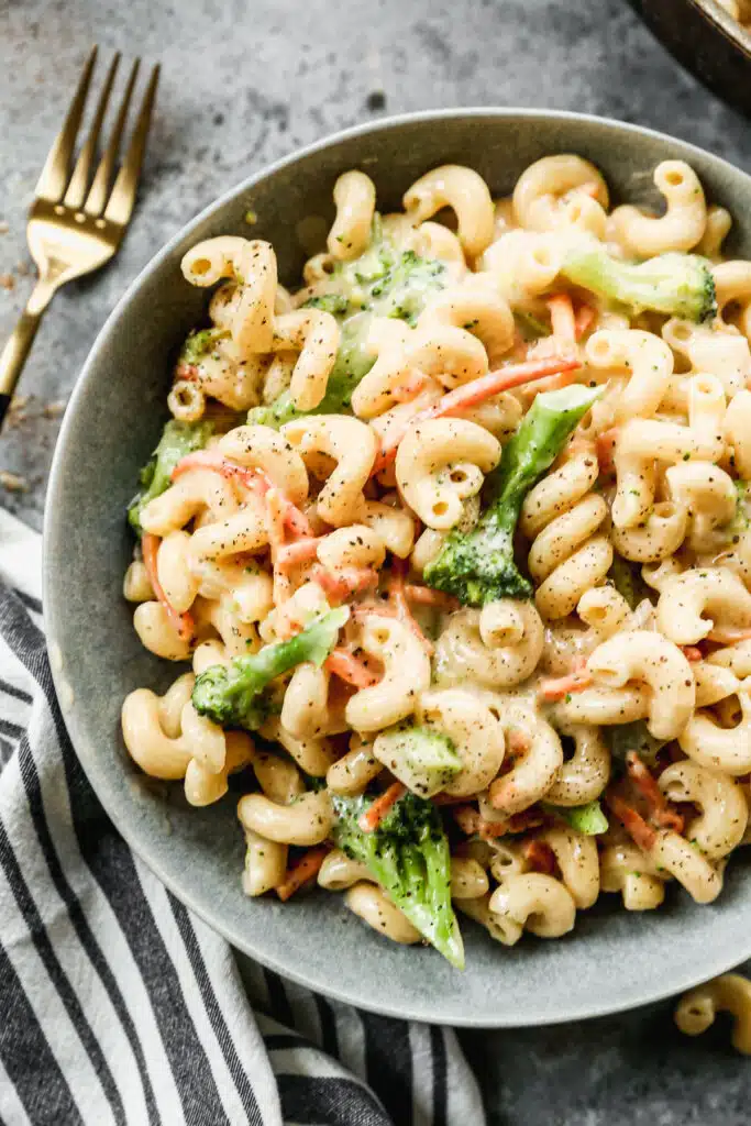 Creamy broccoli cheddar pasta in a bowl